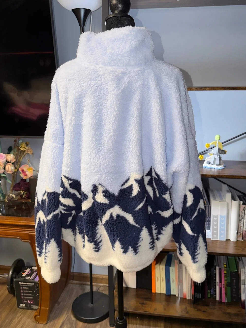 No Boundaries plush sherpa